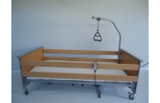 Łóżko rehabilitacyjne elektryczne Invacare+Nowy materac!